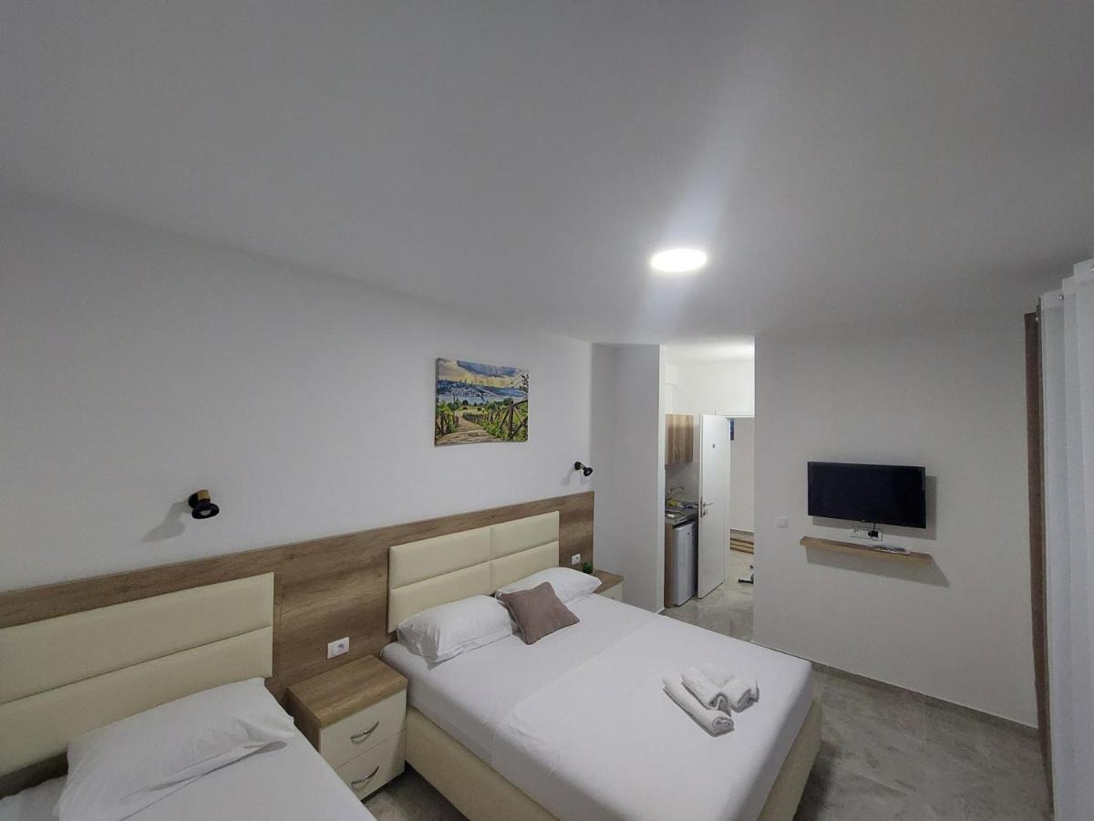 Apartments Kupi Ul Rudaj 41 울친 외부 사진