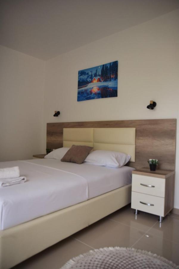 Apartments Kupi Ul Rudaj 41 울친 외부 사진