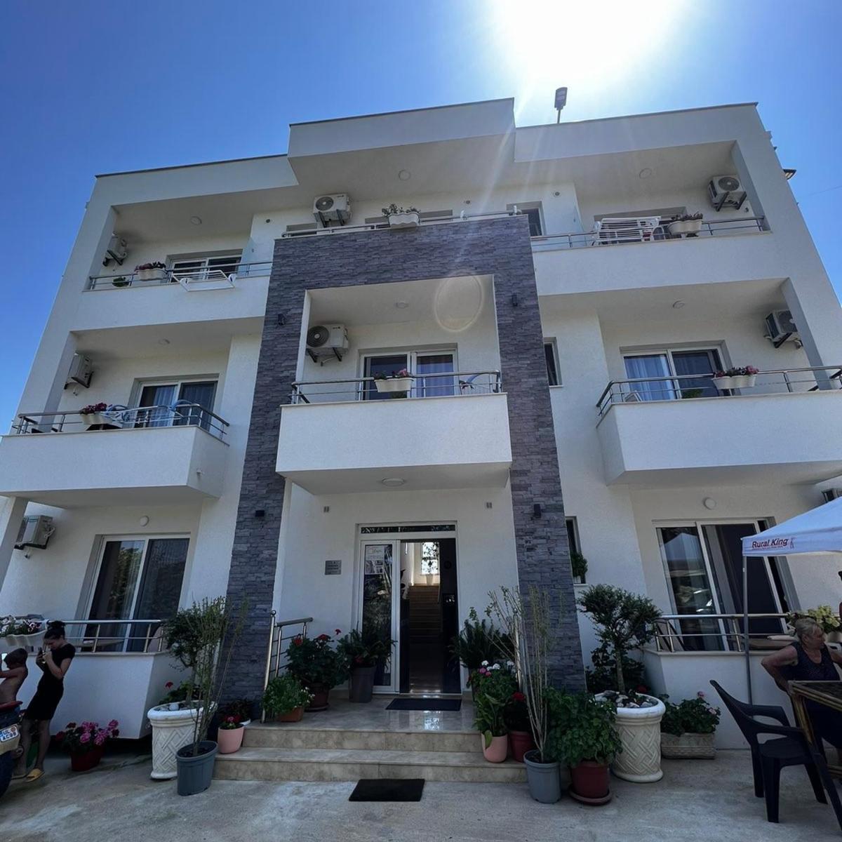 Apartments Kupi Ul Rudaj 41 울친 외부 사진