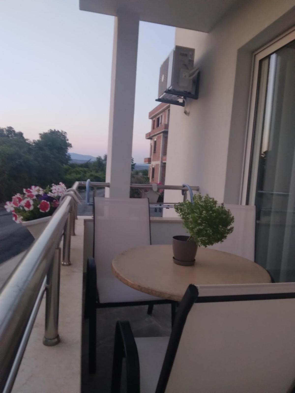 Apartments Kupi Ul Rudaj 41 울친 객실 사진